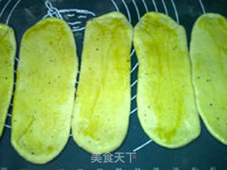 葱香椒盐豆渣花卷的做法步骤:10