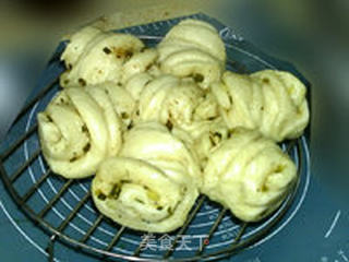 葱香椒盐豆渣花卷的做法步骤:19