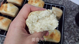 亚麻籽粉淡奶油小餐包（中种法）的做法步骤：11
