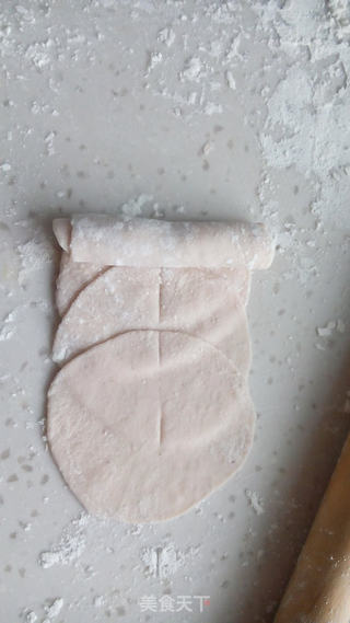 花式馒头——草莓玫瑰馒头的做法步骤：8