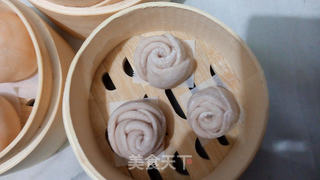 花式馒头——草莓玫瑰馒头的做法步骤:11