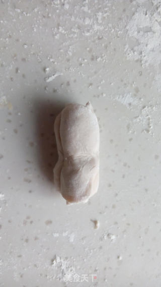 花式馒头——草莓玫瑰馒头的做法步骤：9