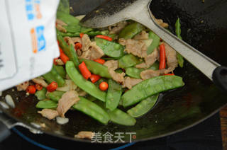 滑肉炒荷兰豆的做法步骤:10