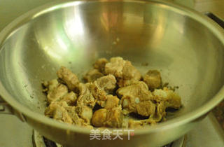 茄酱烧排骨的做法步骤:5