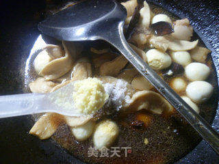鹌鹑蛋大豆蛋白烧五花肉的做法步骤:11