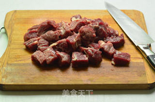 土豆炖牛肉的做法步骤:4