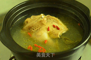 当归炖鸡汤的做法步骤:4