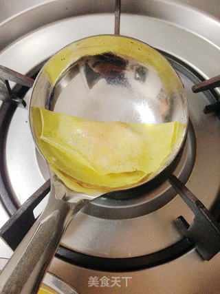 【黄金鲜肉蛋饺】:色美味佳节日必备的做法步骤:23