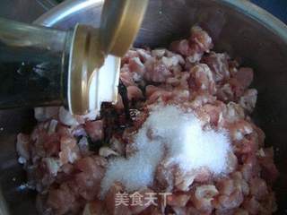 广式腊肠的做法步骤:5