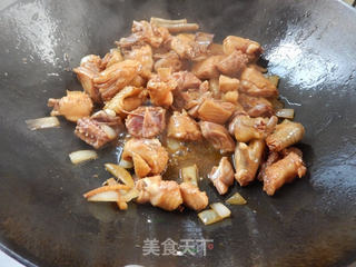 双菇鸡块的做法步骤:7