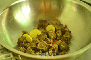 萝卜炖牛腩的做法步骤:8