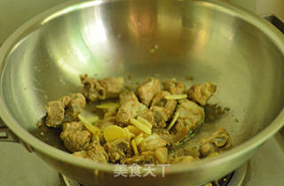 茄酱烧排骨的做法步骤:6