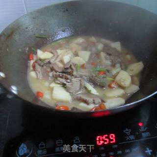 土豆烧卤肉----美味家常菜的做法步骤：12