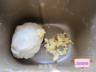 蔓越莓果酱排包的做法步骤:2