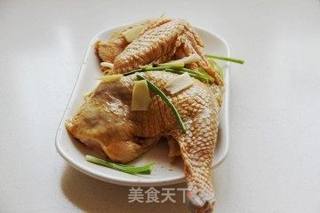 葱油鸡的做法步骤:2