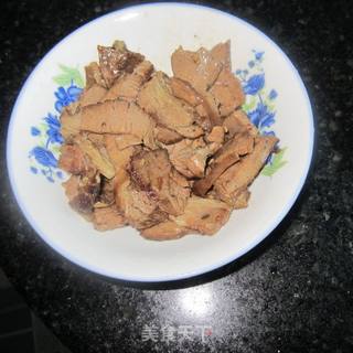 土豆烧卤肉----美味家常菜的做法步骤：2