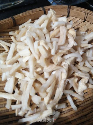 萝卜干蒸酱肉的做法步骤:3