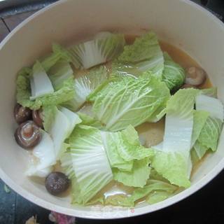 丸子白菜香菇汤的做法步骤：5