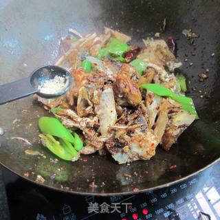 干椒干锅鱼头的做法步骤:11