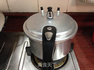 【大棒骨莲藕玉米汤】的做法步骤:6