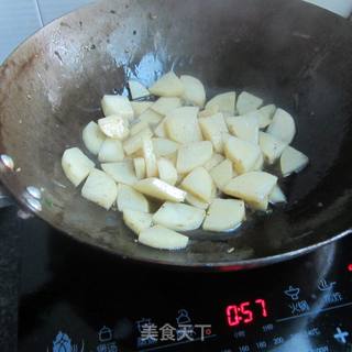 土豆烧卤肉----美味家常菜的做法步骤：7