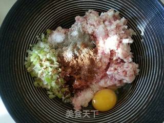 红烧狮子头的做法步骤:7