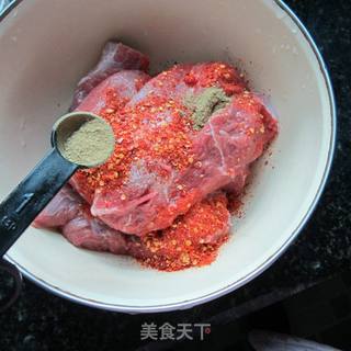 酱烤腊牛肉----烤箱食谱的做法步骤:5