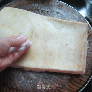 烤猪肥肉---烤箱食谱的做法步骤:2