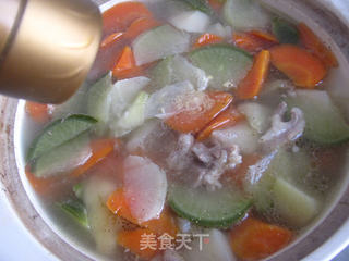 冬日暖汤---双萝羊肉的做法步骤:9