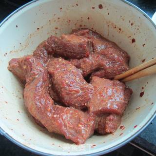 酱烤腊牛肉----烤箱食谱的做法步骤:11
