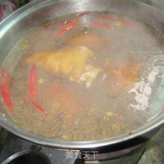 麻辣卤猪手的做法步骤:10