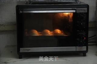 奶黄餐包的做法步骤:11