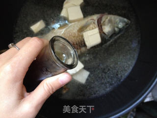 香菇豆腐鲫鱼汤的做法步骤:6