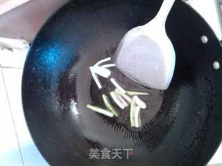 葱香榨菜炒肉片的做法步骤:2