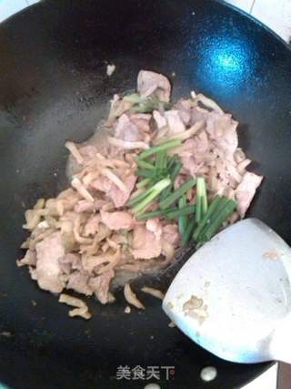 葱香榨菜炒肉片的做法步骤:5
