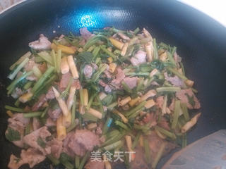 芹笋炒肉的做法步骤:11