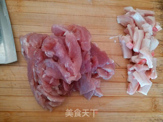 芹笋炒肉的做法步骤:2