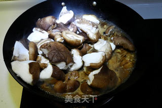 白菜香菇烧鸡块的做法步骤:10