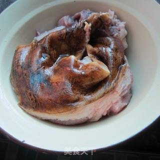 大膀肉的做法步骤:2