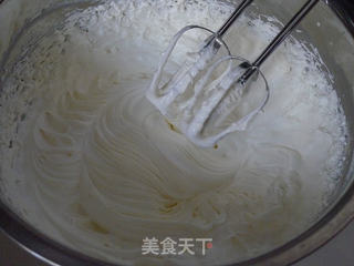奶油霜裱花生日蛋糕的做法步骤:15