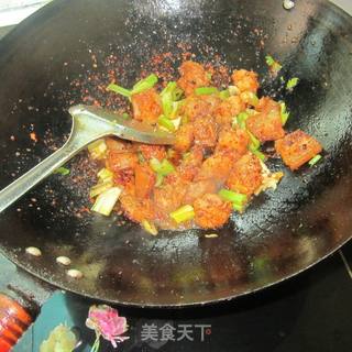 西芹红烧肉的做法步骤：9