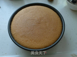 奶油霜裱花生日蛋糕的做法步骤:7