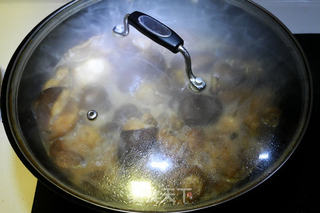 白菜香菇烧鸡块的做法步骤:11