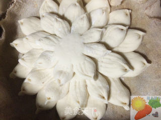 迎新春,为家人做一款莲花枣饼的做法步骤:12