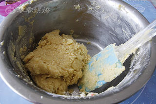 双色饼干卷卷的做法步骤:6