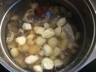 鸡汤炖芋儿的做法步骤:6