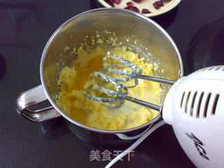 蔓越蔓高粱奶茶蛋糕的做法步骤:5