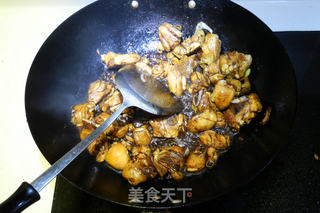 白菜香菇烧鸡块的做法步骤:8