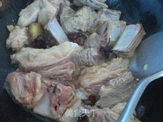 红焖羊肉的做法步骤:3