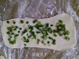葱油饼的做法步骤:6